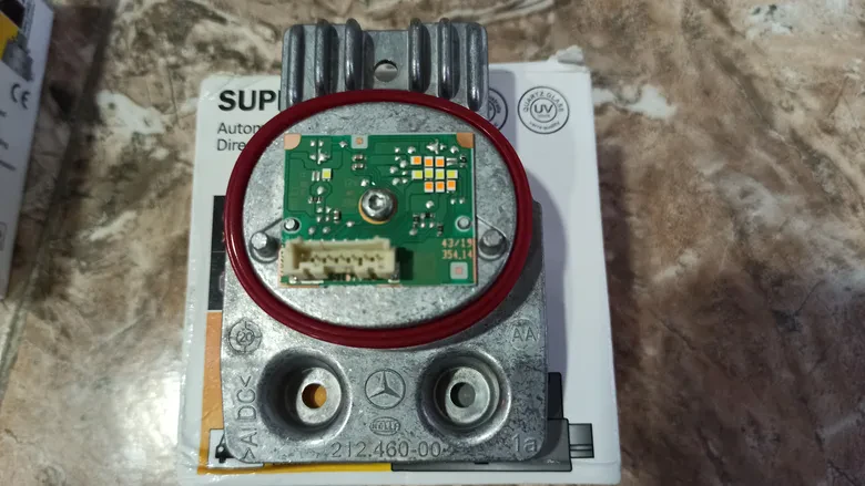 Mersedes C Serisi W205 LED Modülü 212460-00