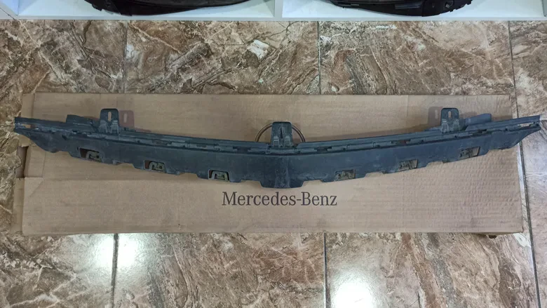 Mersedes C Serisi W205 Ön Tampon Braketi A2058851165