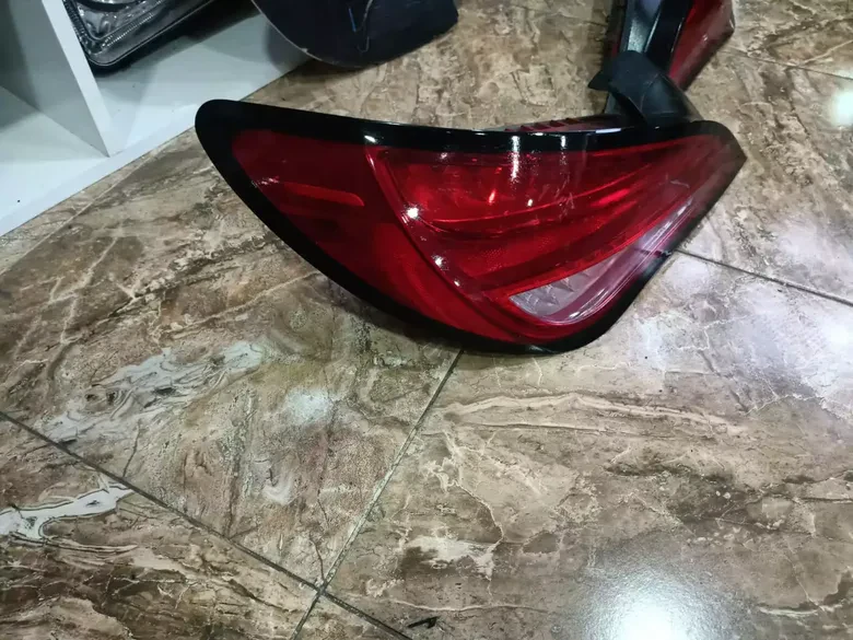 Mersedes CLA Serisi W117 Sağ Sol Stop