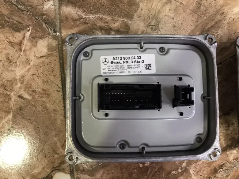 Mersedes E Serisi W213 LED Far Beyni A2139002433