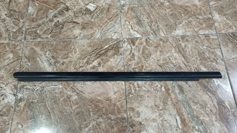 Mersedes ML W164 Ön Sağ Kapı Çıtası A1646902080