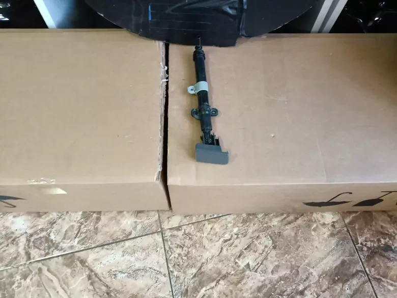 Mersedes W197 Sls Far Yıkama Robotu Ve Kapağı