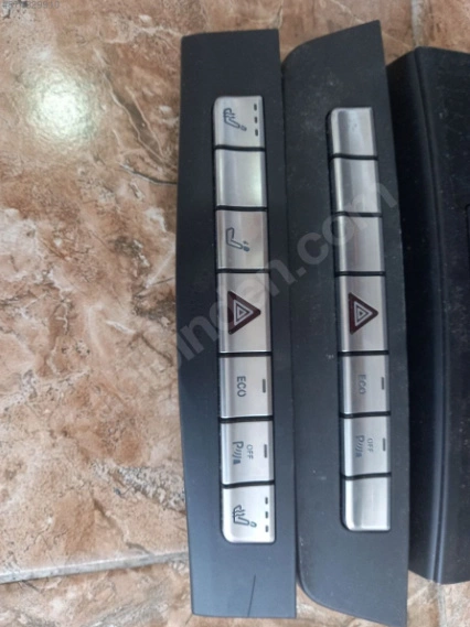 Mersedes W204 C Serisi Kontrol Düğmeleri A2049058301