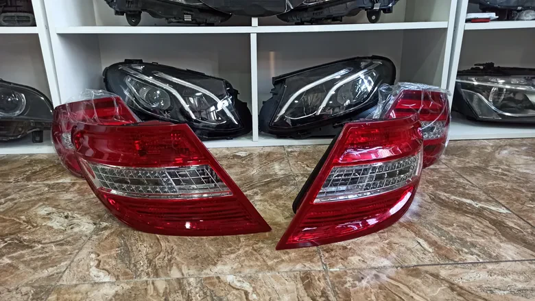 Mersedes W204 Sağ Sol LED Stop C180 C200 C220 Sıfır
