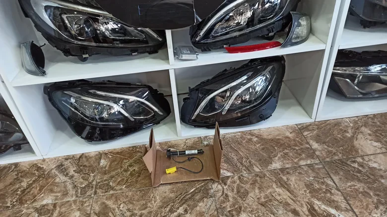Mersedes W205 C Serisi Kaput Airbag Aktüatörü 2059060002
