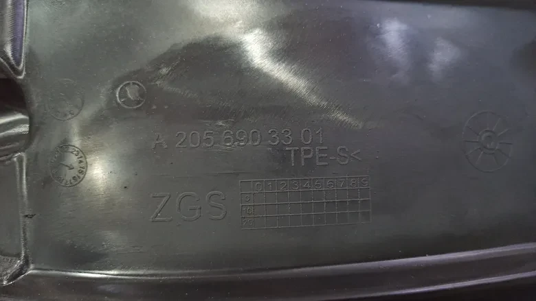 Mersedes W205 C180 C200 C220 Ön Çamurluk Davlumbazı