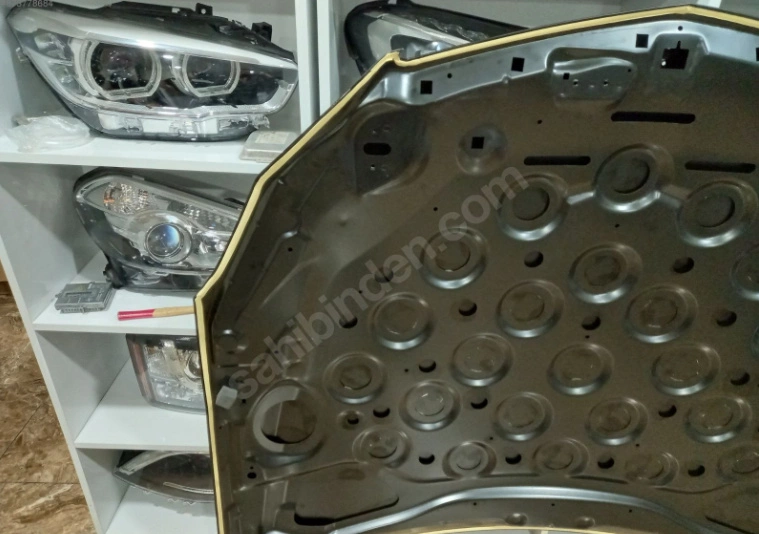 Mersedes W207 E Cupe Cabrio Ön Kaput E250 E350 E400