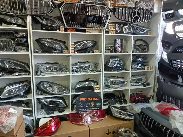 Mersedes W212 E Serisi Makyajlı Stop Camı
