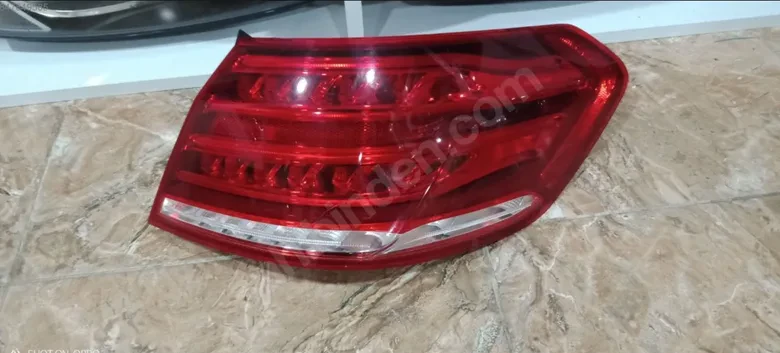 Mersedes w212 E Serisi Sağ Dış LED Stop a2129060803