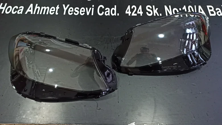 Mersedes W213 E Serisi Far Camı