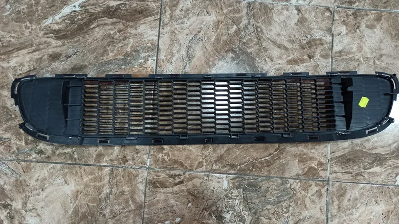 Mini Cooper R55 R56 Ön Tampon Alt Orta Izgara 2753645