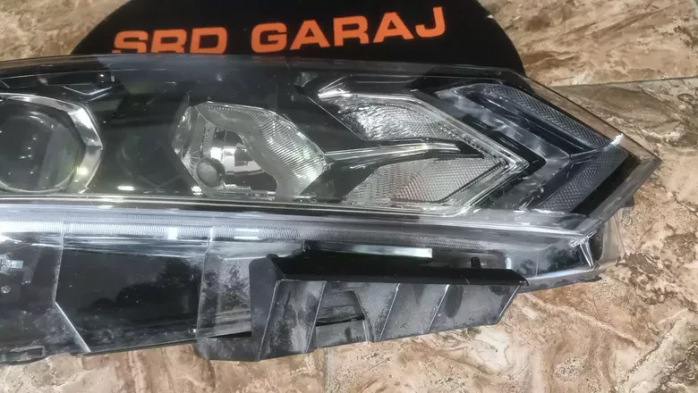 Nissan Qashqai 2017-21 Ledli Sağ Far Çıkma Orj