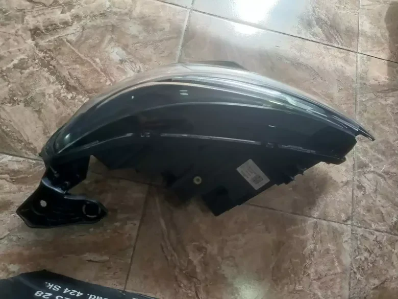 Opel Corsa F Ledli Sol Far 2020- Çıkma Ayak Tamirli 9829522780