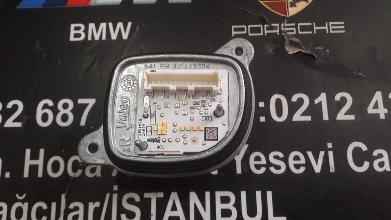 Opel Corsa F Sağ LED Far Beyni 90186993