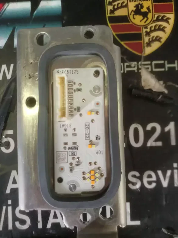 Opel Mokka Sağ LED Beyni Çıkma Orj L299224