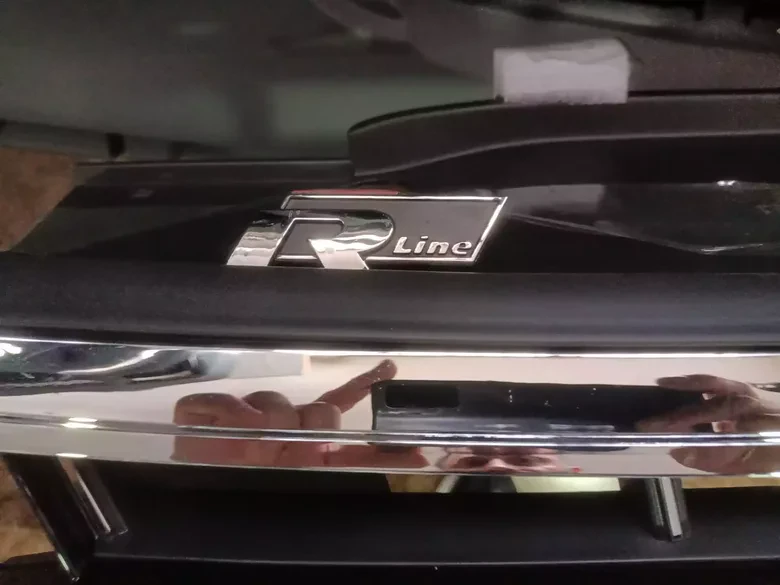 Passat B8.5 R Line On Tampon Sifir Boyali Boya Kodu LC9AL