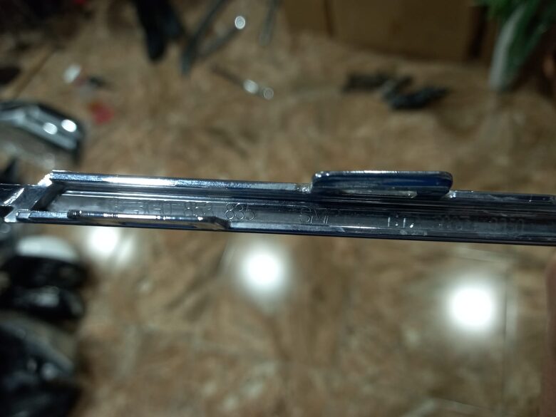 Passat B8 Arka Tampon Nikelajı Orta 3G0853835