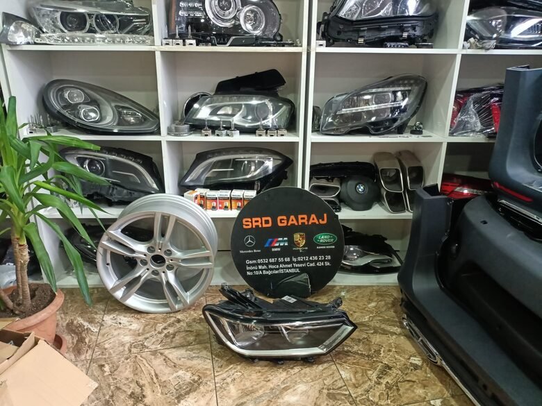 Passat B8 Halojen Sağ Far