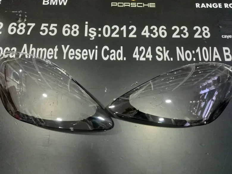 Porsche Cayenne 2018-2020 Sağ Sol Far Camı