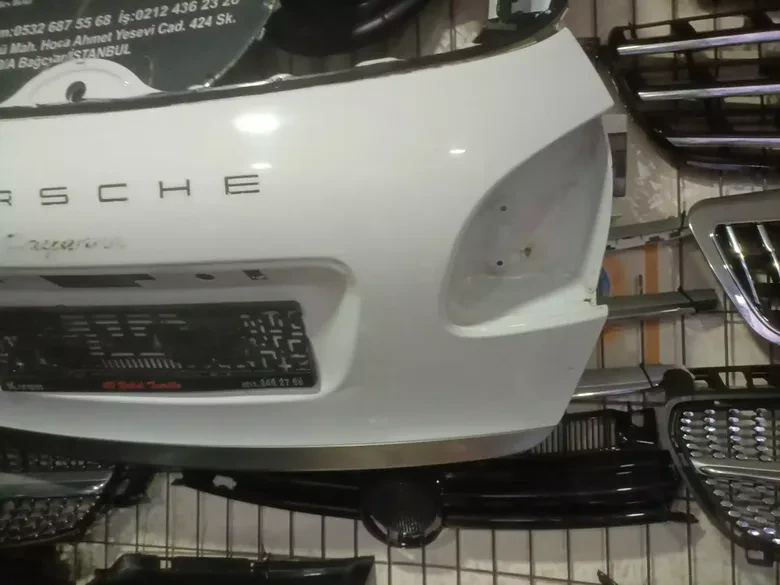Porsche Cayenne Bagaj Kapağı Beyaz Hatasız Boyasız