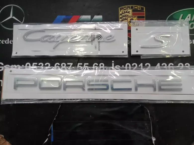 Porsche Cayenne S Bagaj Yazısı