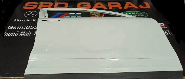 Porsche Cayenne Sağ Ön Kapı