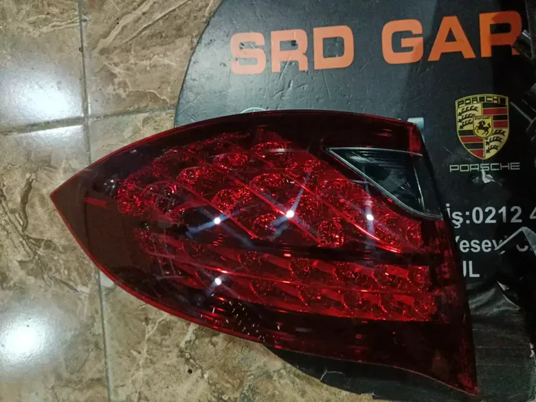 Porsche Cayenne Sag Sol LED Stop Lambası 95863109501 95863109601
