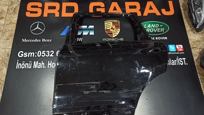 Porsche Cayenne Sol Arka Kapı