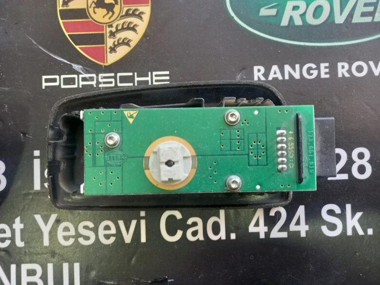 Porsche Panamera 970 İç Sağ Sol Üst Tavan Işık Lambası 97063206202
