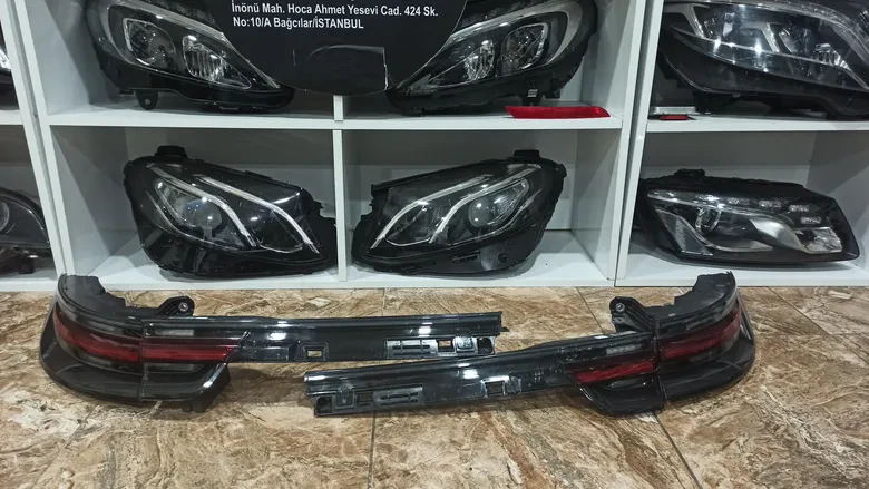 Porsche Panamera 971 Arka Stop 973.945.207 973.945.208