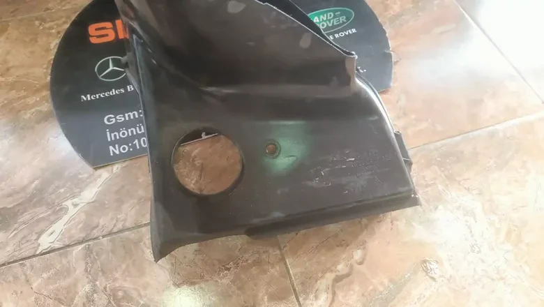 Porsche Panamera Sağ İnterkol Maskesi 97057532202