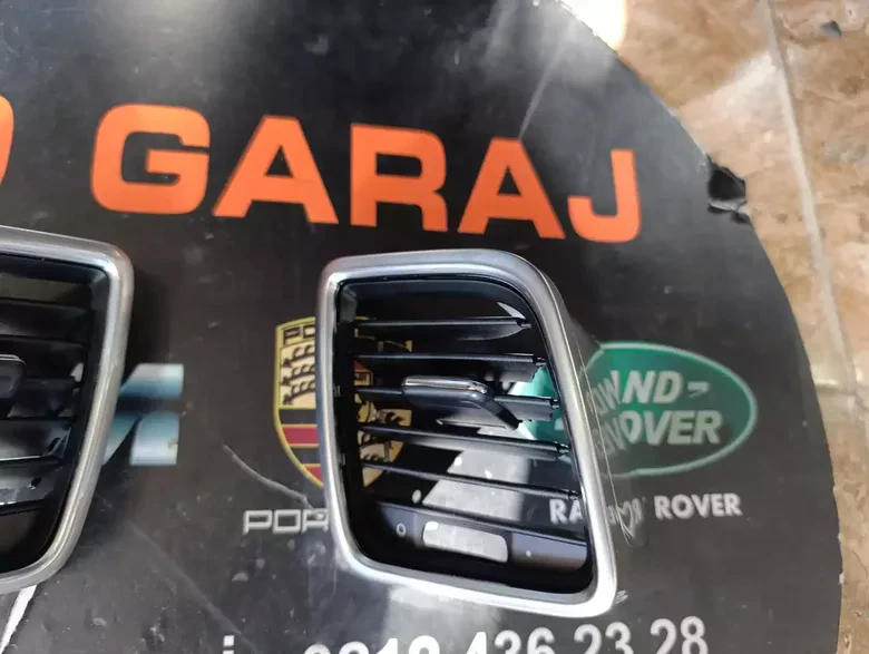 Porsche Panamera Sağ Sol Klima Üfleme Izgarası 970552131 970552132