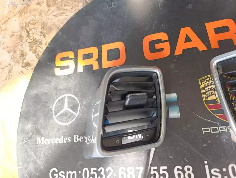 Porsche Panamera Sağ Sol Klima Üfleme Izgarası 970552131 970552132