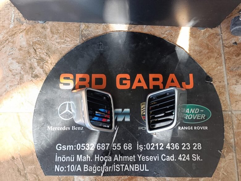 Porsche Panamera Sağ Sol Klima Üfleme Izgarası 970552131 970552132