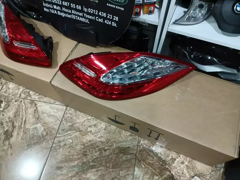 Porsche Panamera Sag Sol LED Stop