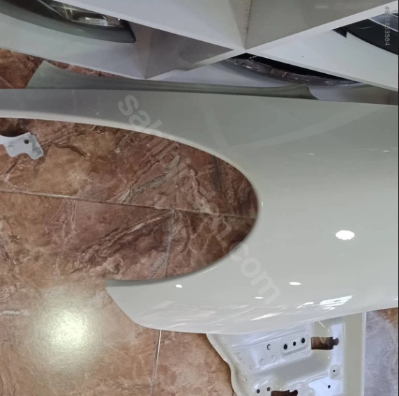 Porsche Panamera Sol Ön Çamurluk Hatasız Lokal Boyalı