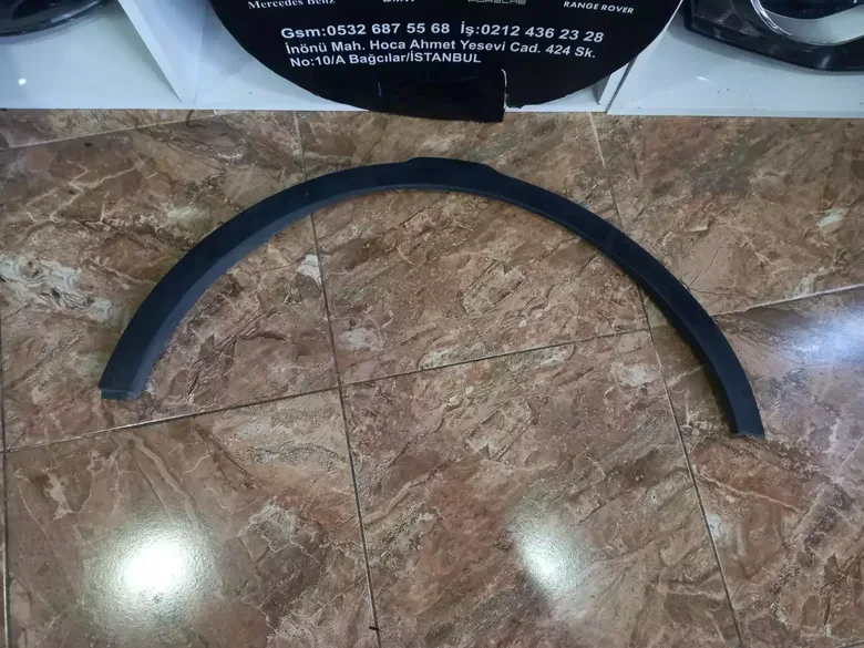 Range Rover Evoque Sağ Ön Çamurluk Bakaliti BJ3216A074