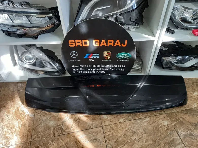 Range Rover Sport Bagaj Spoileri AH32-44210