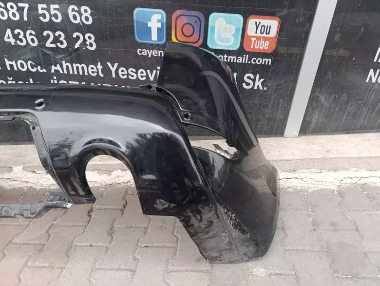 Range Rover Sport L494 2013-17 Arka Tampon Çıkma Siyah