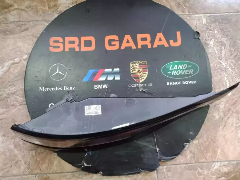 Range Rover Velar Sağ Stop Çıkma Orj LR111106