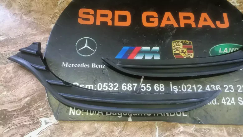 Renault Clio 4 Sağ Sol Far Kaşı 260946277R 260446897R