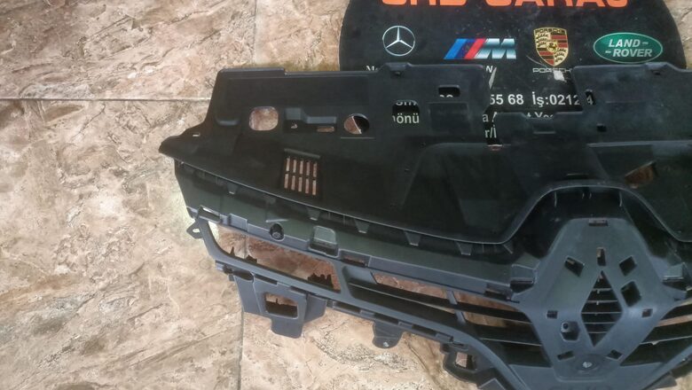 Renault Clio 5 Ön Panjur M230272 Sıfır