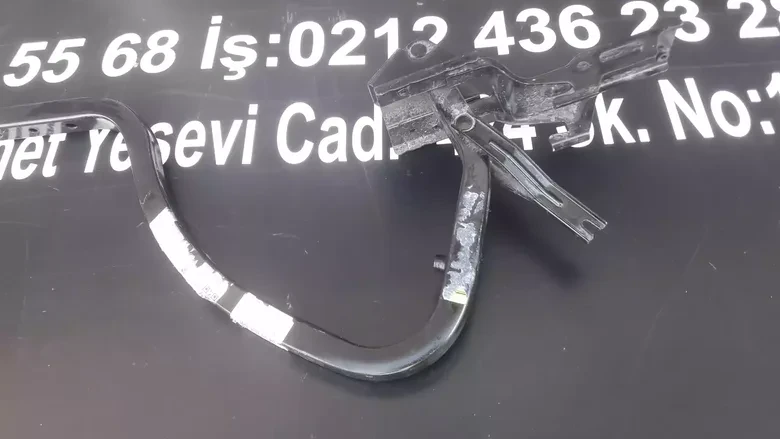 Renault Fluence Kaput Menteşesi 844006844R