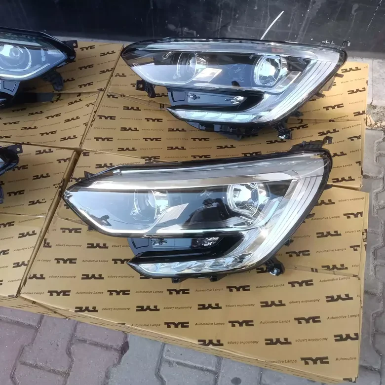 Renault Megane 4 Touch 2016- Far Sıfır Taiwan 260601571 260102686R