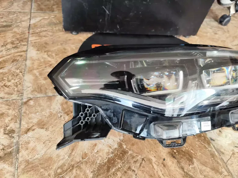 Renault Talisman Sol Çıkma Far