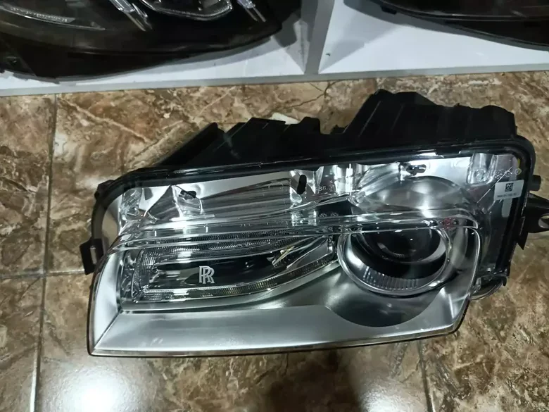 Rolls Royce Ghost LED Xenon Sol Far