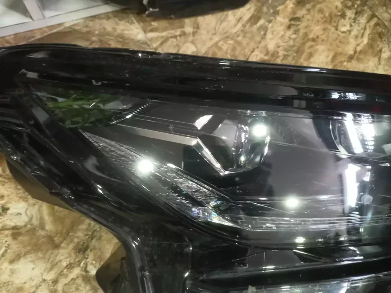 Skoda Kodiaq Sag LED Far 566941036