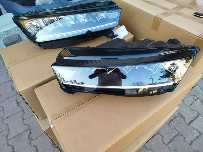 Skoda Octavia 2021-24 Sıfır Yns Sağ Sol Far 5E4941015 5E4941016