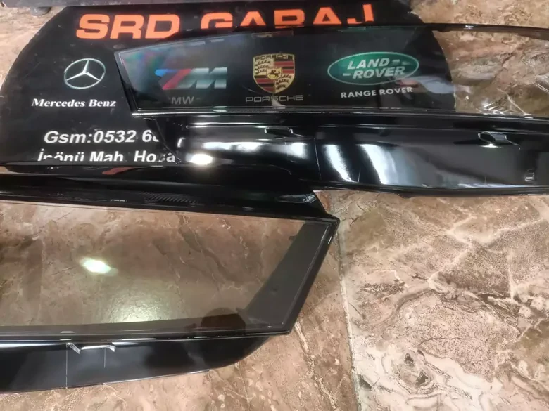 Skoda Octavia 2021- Sağ Sol Far Camı