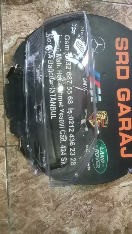 Skoda Rapid 2013-2023 Sağ Far Camı